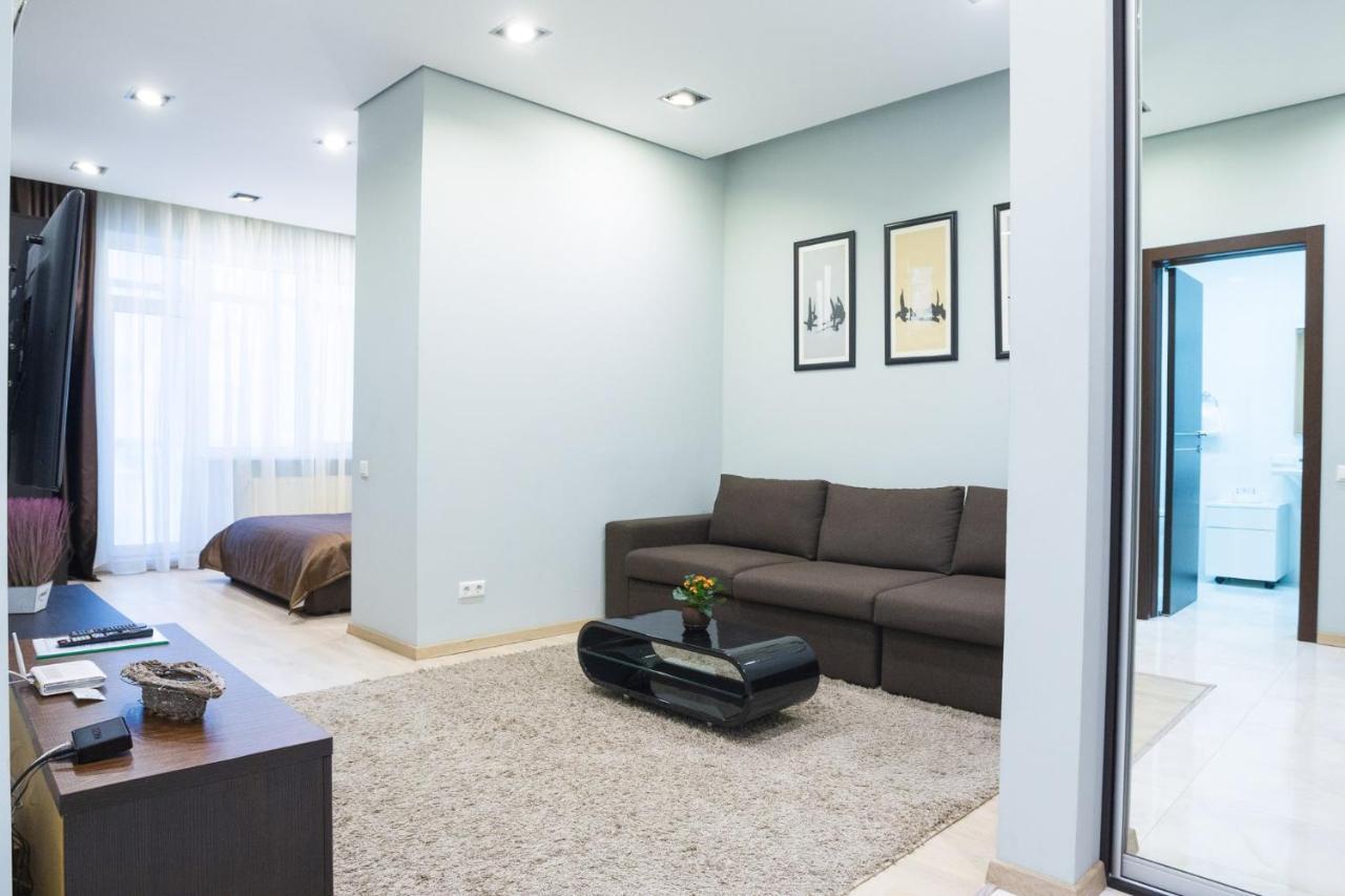 קייב Navit Apartments With Breakfast, Near The Railway Station, The City Center And The Park מראה חיצוני תמונה