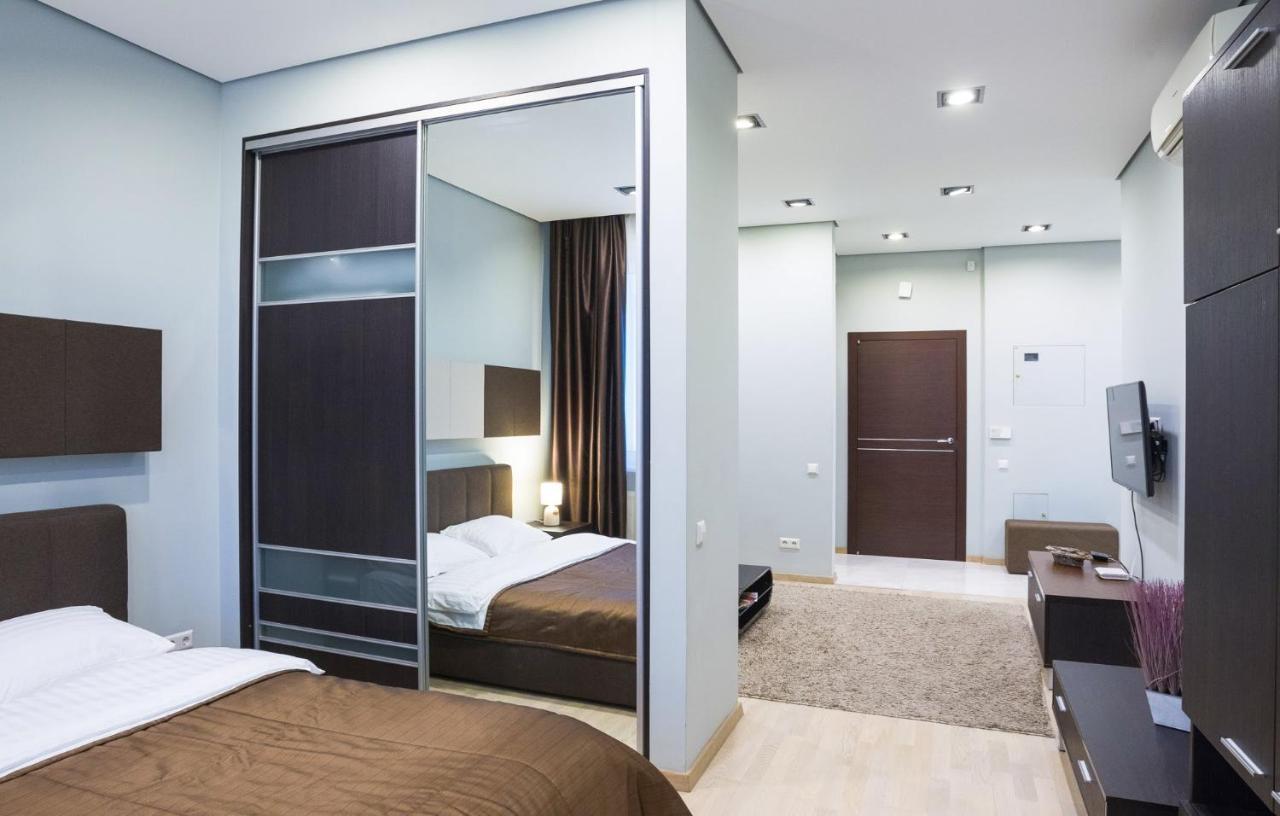 קייב Navit Apartments With Breakfast, Near The Railway Station, The City Center And The Park מראה חיצוני תמונה